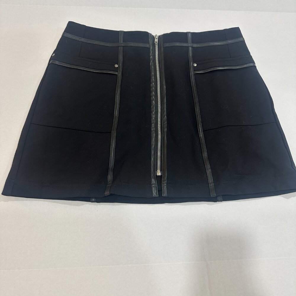 NWT Central Park West Black Mini Skirt Size Large – Stretch Knit, Zip Front - Picture 9 of 16